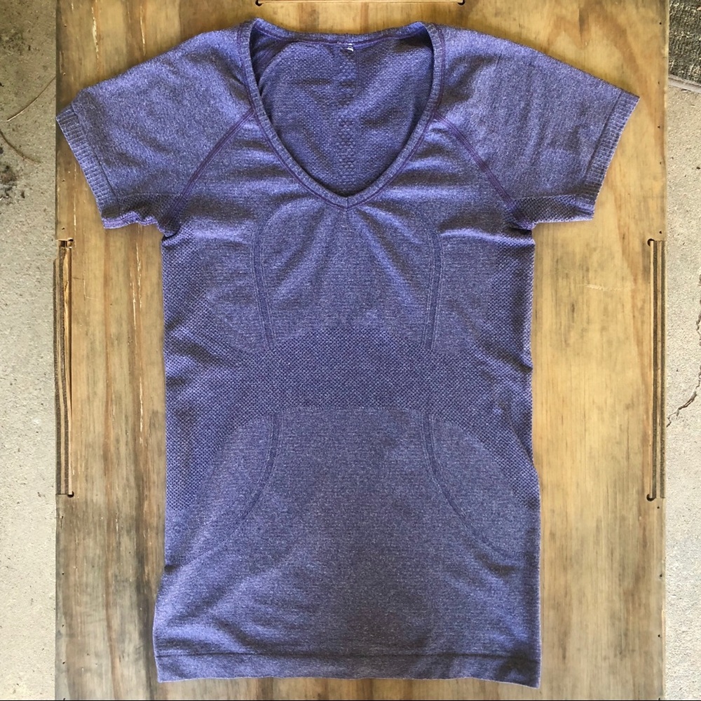 lululemon Swiftly V-Neck Short Sleeve size 6